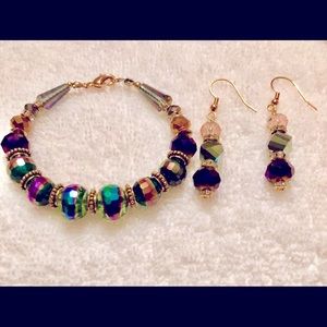 Set of bracelet & earrings to match . Hand made old fashion way : 7 ‘’bracelet